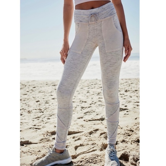 FREE PEOPLE x REVOLVE Gray Kyoto High Rise Ankle Leggings Size Small - Picture 3 of 11